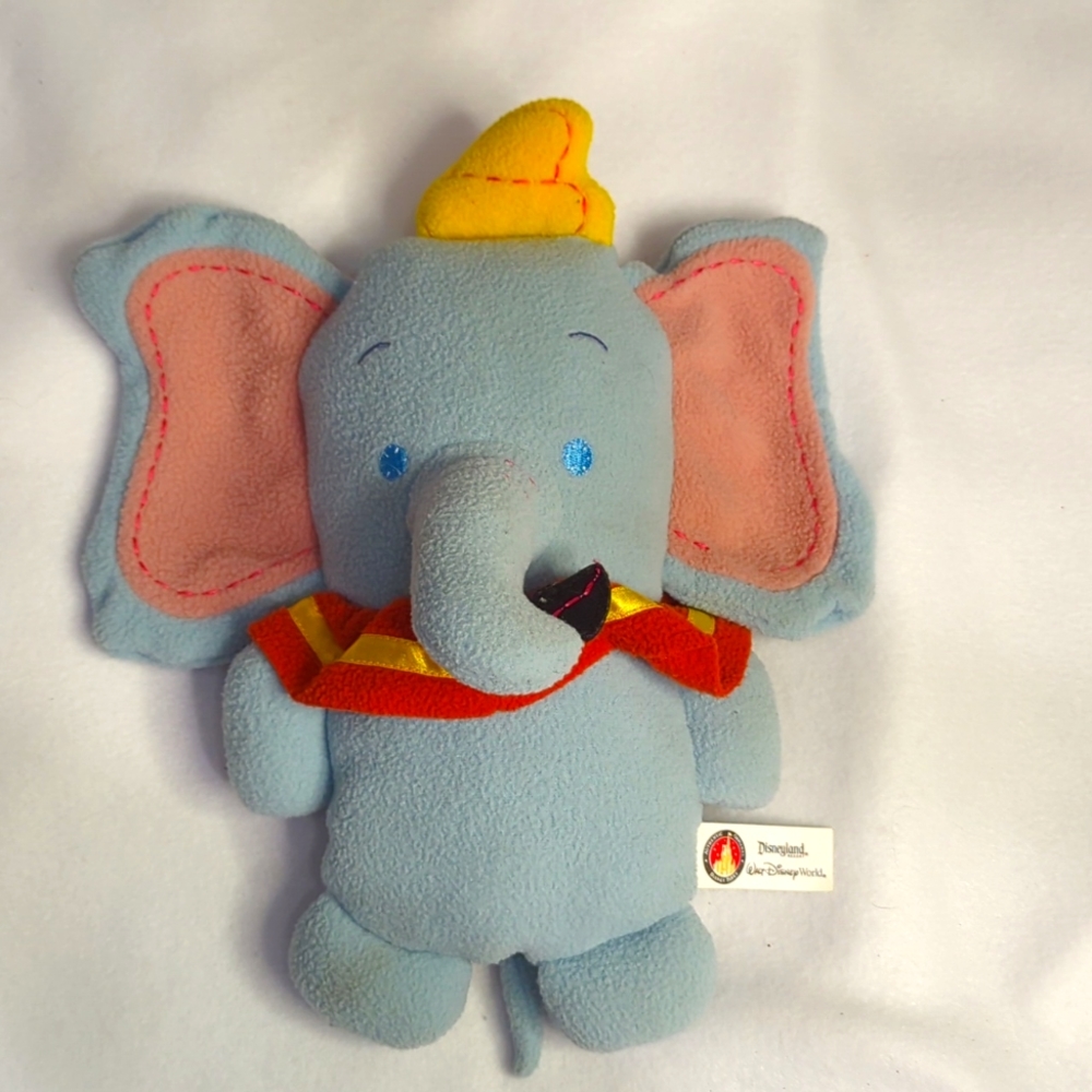 Disney Store Exclusive Pook A Looz Dumbo Plush 12"